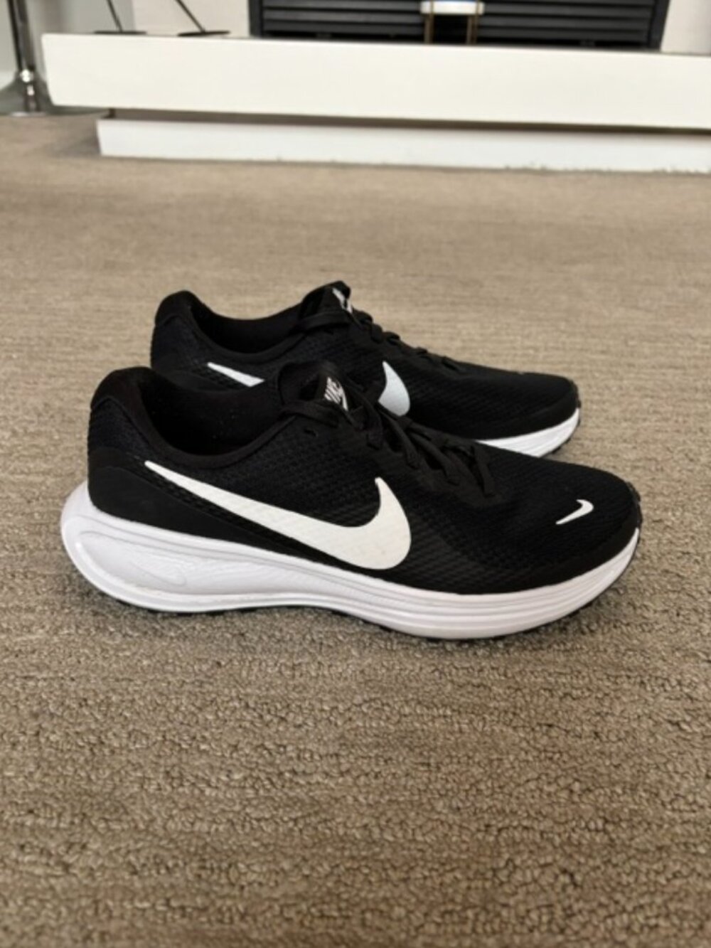 Nike Women's Revolution 8 Running Shoes in Great Condition
